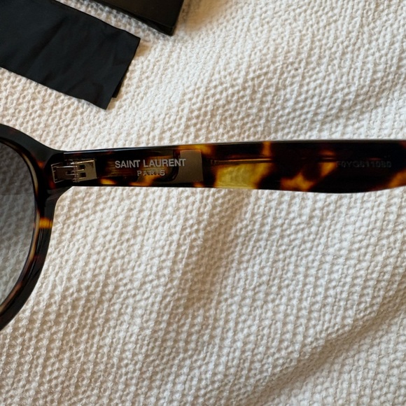 Saint Laurent Tortoise Sunglasses in “Sunset” - Picture 9 of 9